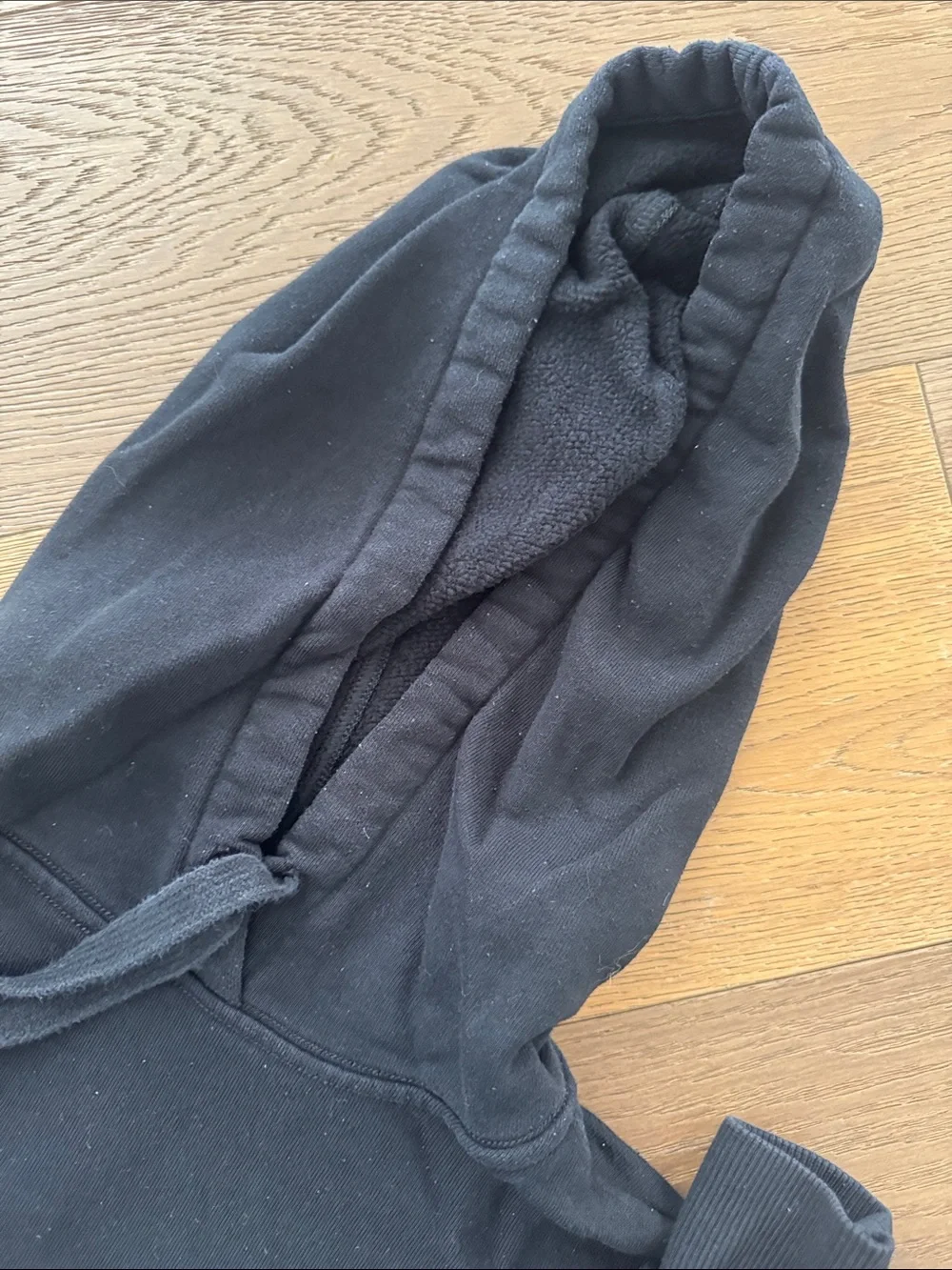 2 piece ALO Yoga Black Hoodie and Sweatpants Set